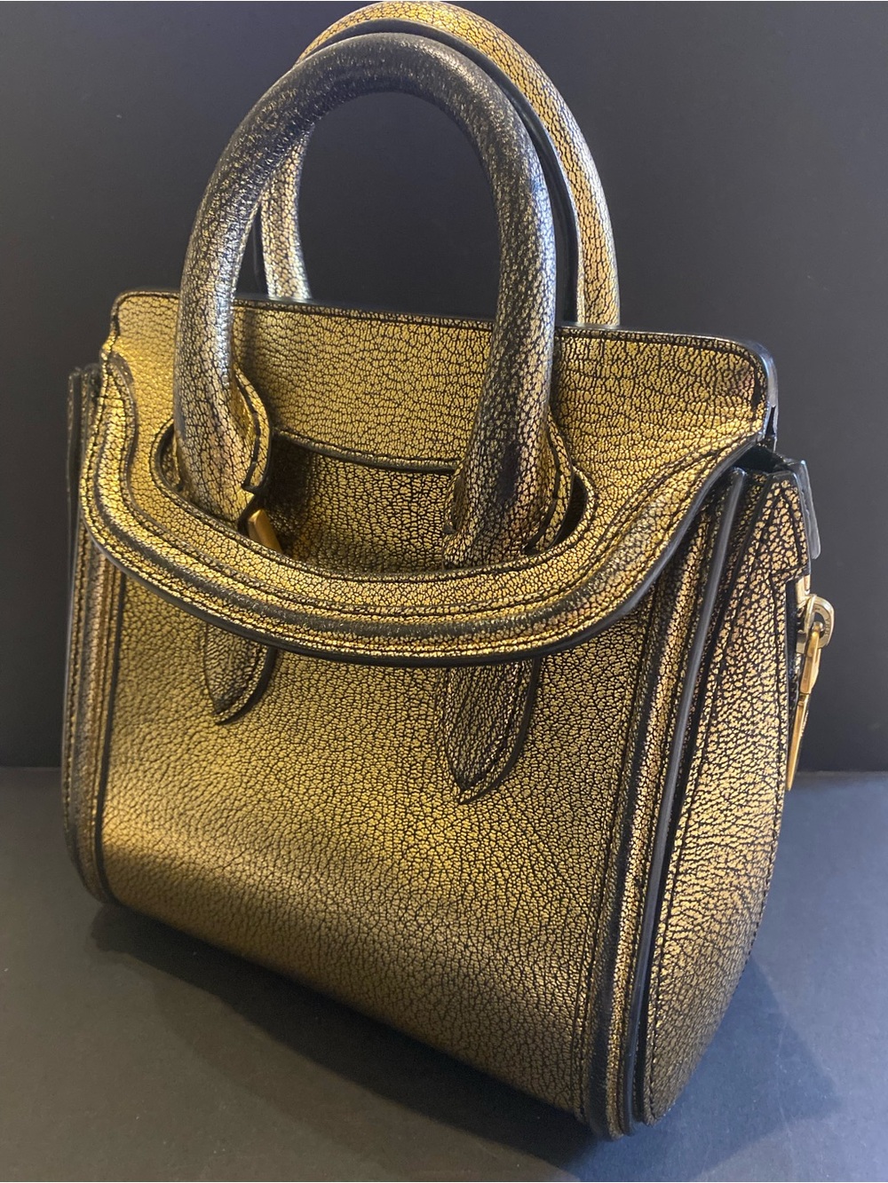🛍️Alexander McQueen Authentic Small Heroine Bag in Metallic Gold